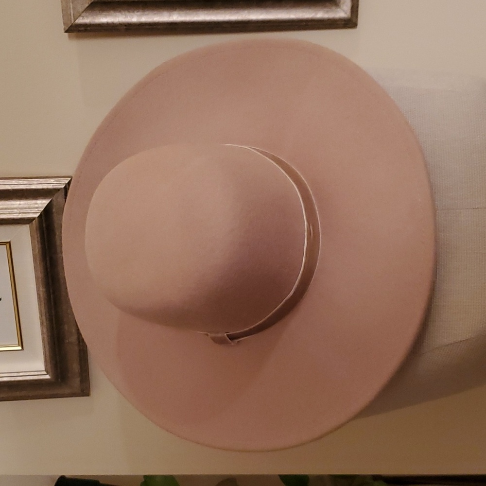 A New Day Wool Hat - Picture 2 of 8